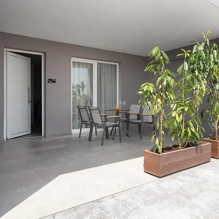 Calives Premium Szálloda Kalyves Polygyrou