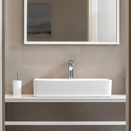 Calives Premium Kalyves Polygyrou