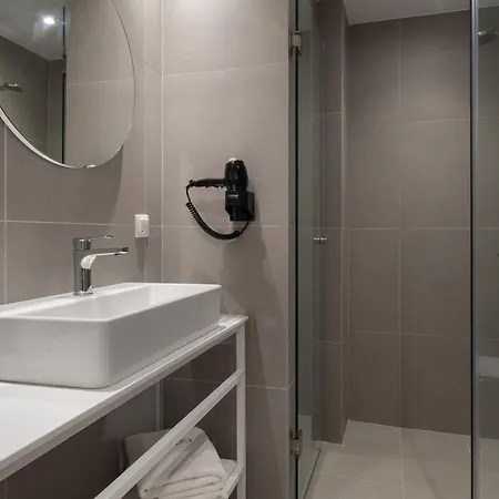 Hotel Calives Premium