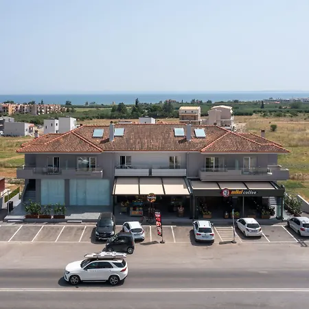 Calives Premium Otel *