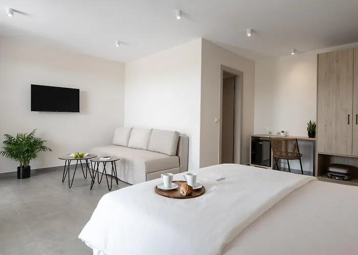 Calives Premium * Kalyves Polygyrou